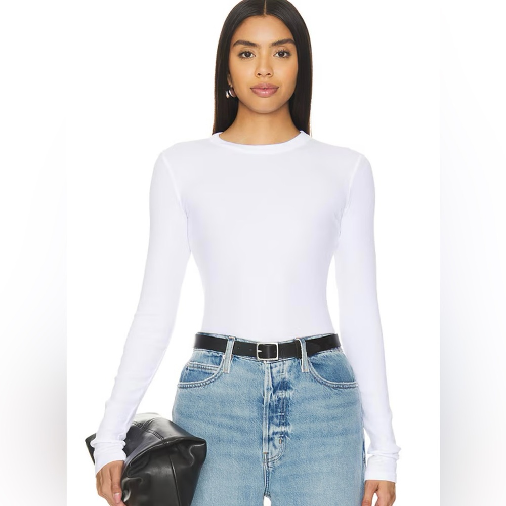 NWT cotton citizen Verona crew shirt in white.